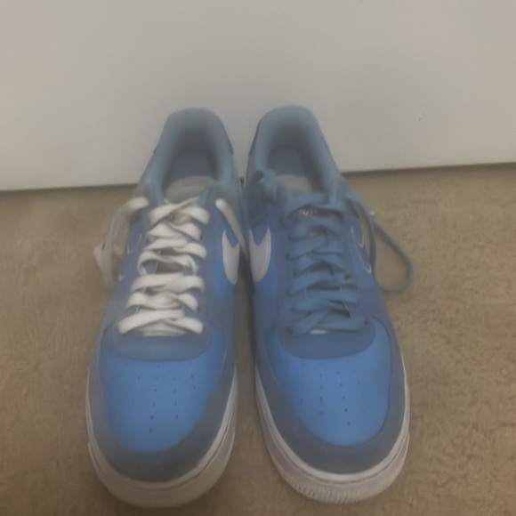 Air Force 1 first use unuversity blue - Picture 2 of 7